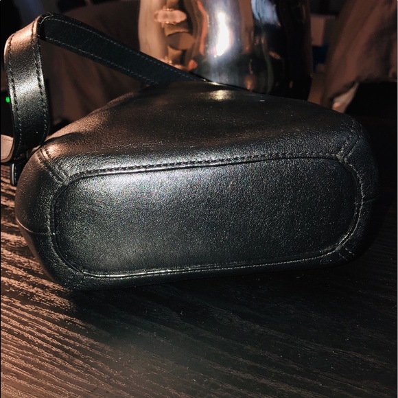 Pre loved vintage coach MINI bucket bag - Picture 4 of 8